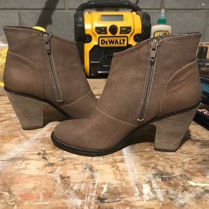 Jessica Simpson Booties